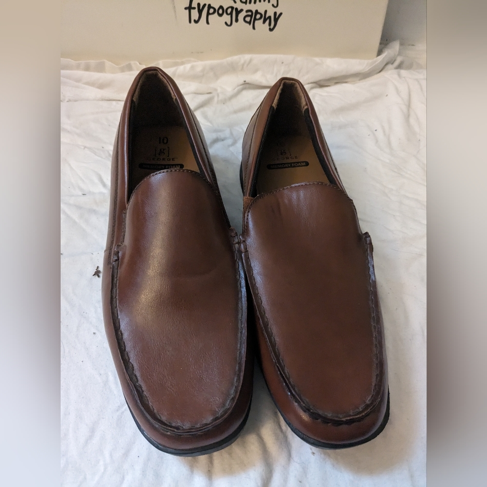 Men's size 10 George loafers